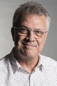 Pedro Bial as Armando