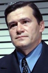 Jacques Léonard as Prisonnier du camp d'internement (non-crédité)