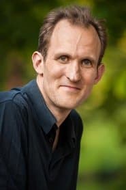 Severin von Hoensbroech as Debtor in Greenhouse