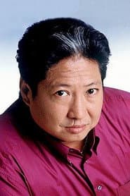 Sammo Hung Kam-Bo as Lo Chen