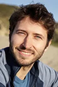 MacLeod Andrews as Roger Macassi