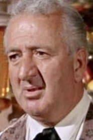 Ralph Volkie as Gangster at Massacre (uncredited)
