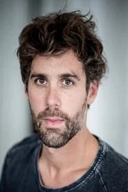 Guillaume Ducreux as Le Producteur