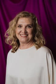 Ana Wagener as Elvira