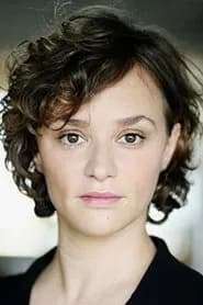 Delphine Baril as Pauline