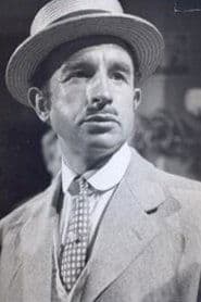 Sergio Mendizábal as Blonde Bounty Hunter