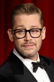 Macaulay Culkin as Cattrick Lynxley (voice)