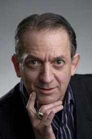 Charles Schneider as Cabbie / Paul Stine