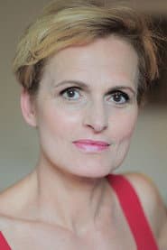 Patrizia Punzo as Gallerist