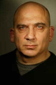 Jonny Coyne as Lord Janu