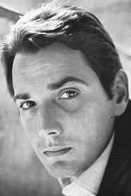 Leonardo Botta as Doctor (uncredited)