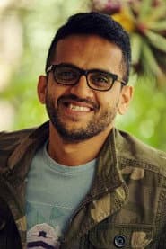 Rajeev Ravindranathan as Lead Ragging Senior