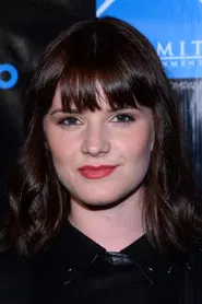 Amy Newbold as Molly