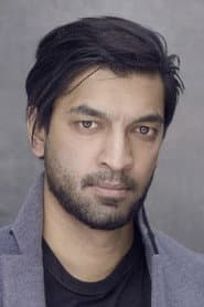 Noor Dillan-Night as Ronnie