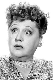 Grace Hayle as Plump Woman (uncredited)