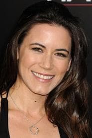 Nathalie Fay as Lisa