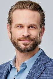 John Brotherton as Nova Starblaster Pilot