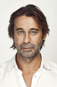 Jordi Mollà as Alejandro