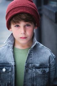 Mason Cufari as Teenage Sinon
