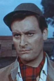 Nando Angelini as Amedeo