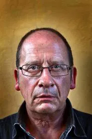 Dirk van Dijck as Fred