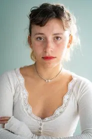Kelley Pereira as Evelyn