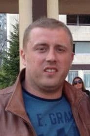 Slaviša Ivanović as Bouncer