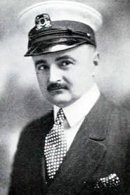 Adolph Faylauer as Bald Bidder (uncredited)