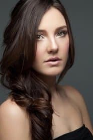 Shannon Leann as Hollywood Starlet (uncredited)