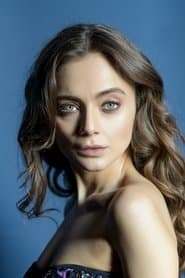 Damla Sönmez as Nuran