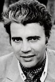 Sandro Moretti as Un papponcello (uncredited)