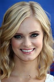 Sara Paxton as Erica