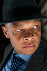 Todd T Taylor as Cop 1 (uncredited)