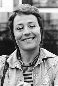 Annie Girardot as Valeria (segment "La strega bruciata viva")