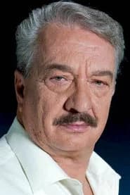Humberto Elizondo as Czigo (uncredited)