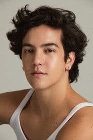 Cauã Martins as Gabriel Mendes