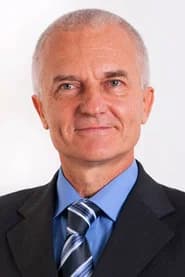 Darko Cesar as Foreign Croatian Bear (voice)