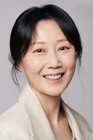 Go Seo-hee as Officer Kwon Kwi-ok