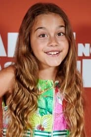 Sirena Segura as Niña Tik Tok 1