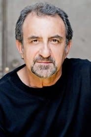 Juanjo Cucalón as Alcalde