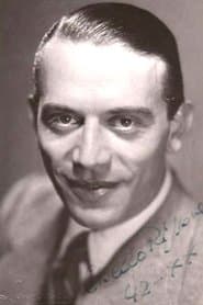 Checco Rissone as Guard in Piazza Vittorio (uncredited)