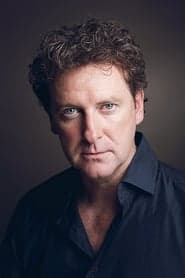 Risteard Cooper as Captain Simonson