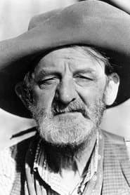 Si Jenks as Yankee on Street (uncredited)