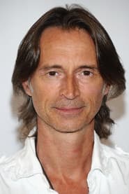 Robert Carlyle as Begbie