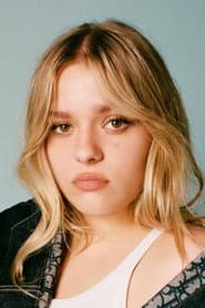 Maisy Stella as Audrey Platt