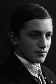 Georg Løkkeberg as Leonardo