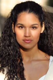 Mara Huf as Lizzie