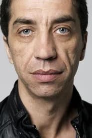 Emmanuel Avena as Leo