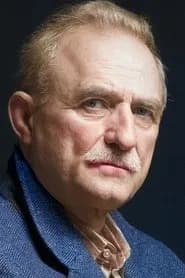Lazar Ristovski as Kaminofsky