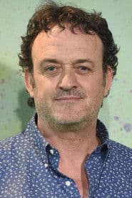César Vea as Serrano